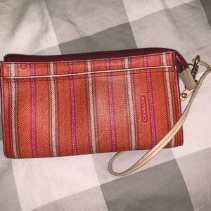 Coach top zipper wristlet wallet, long